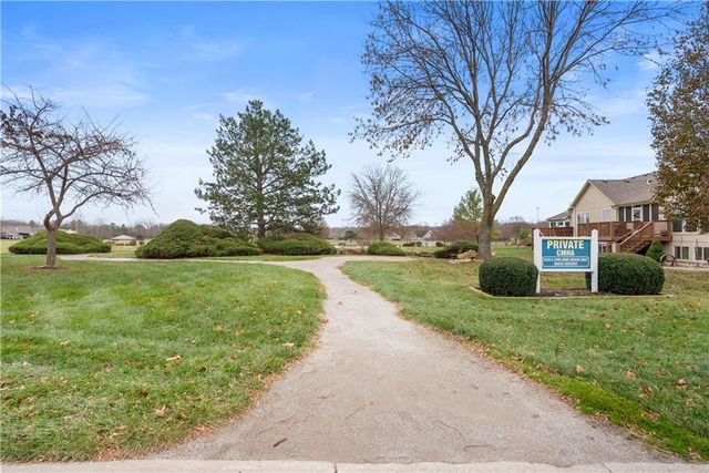 5222 S Downey Avenue, Independence, MO 64055