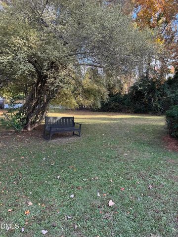 101 Joy Street, Dunn, NC 28334