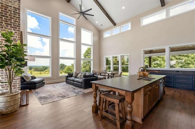 637 Welcome Road, Roopville, GA 30170