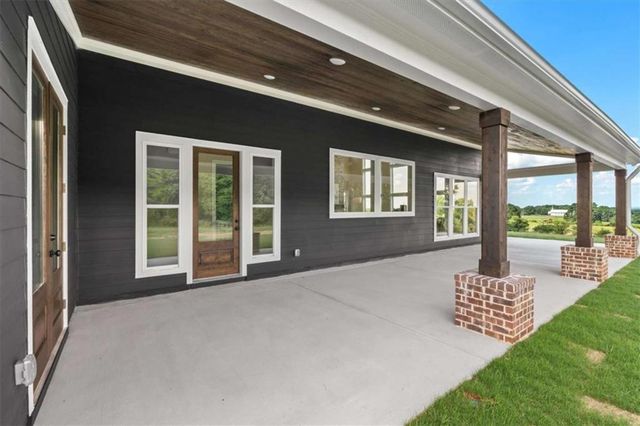 637 Welcome Road, Roopville, GA 30170