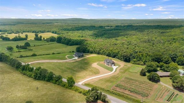 637 Welcome Road, Roopville, GA 30170
