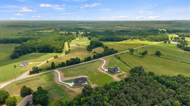 637 Welcome Road, Roopville, GA 30170