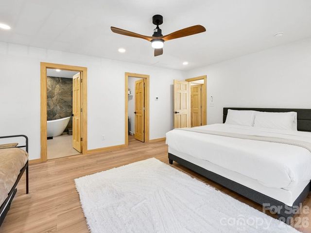 194 Fox Run Road, Canton, NC 28716