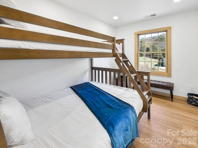 194 Fox Run Road, Canton, NC 28716