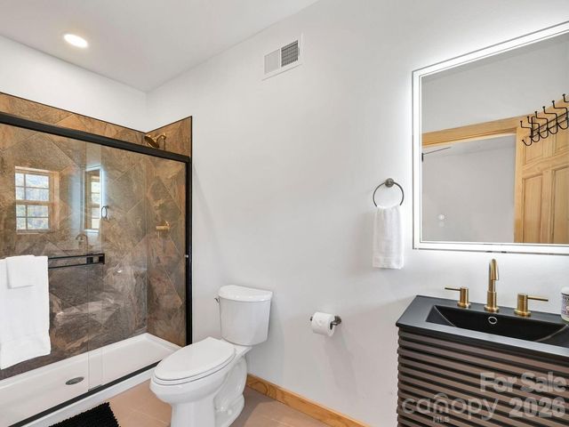 194 Fox Run Road, Canton, NC 28716