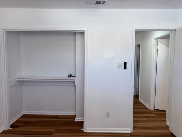 1513 Cedar Cove Street, La Porte, TX 77571