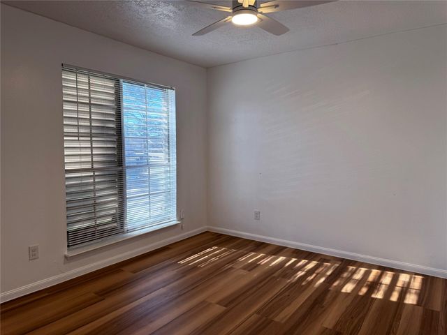 1513 Cedar Cove Street, La Porte, TX 77571