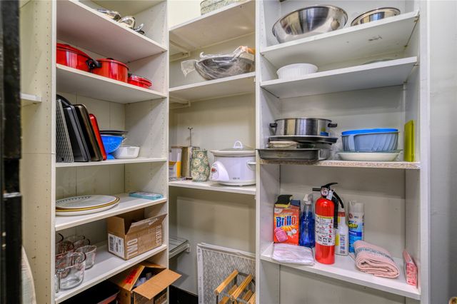 1111 E Houston, Sherman, TX 75090