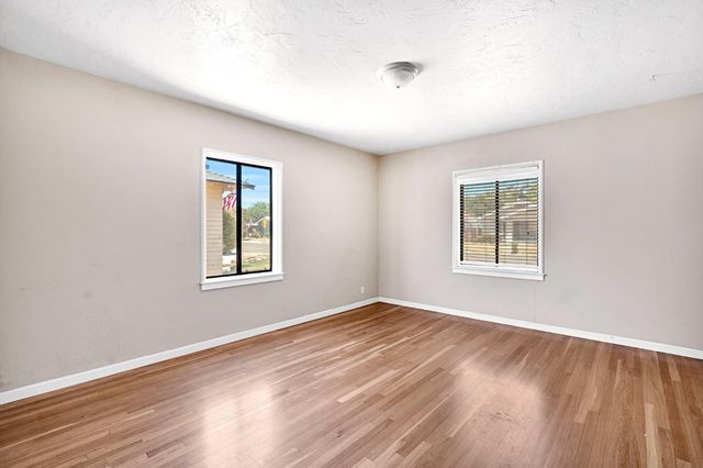 1519 N Wilson Avenue, Fresno, CA 93728