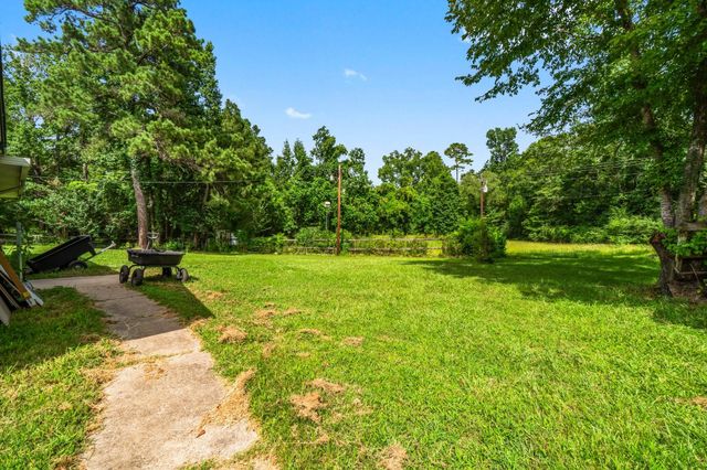 2446 State Highway Loop 116, Livingston, TX 77351