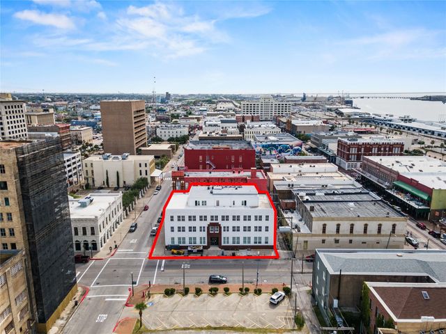 2102 Mechanic Street 304, Galveston, TX 77550