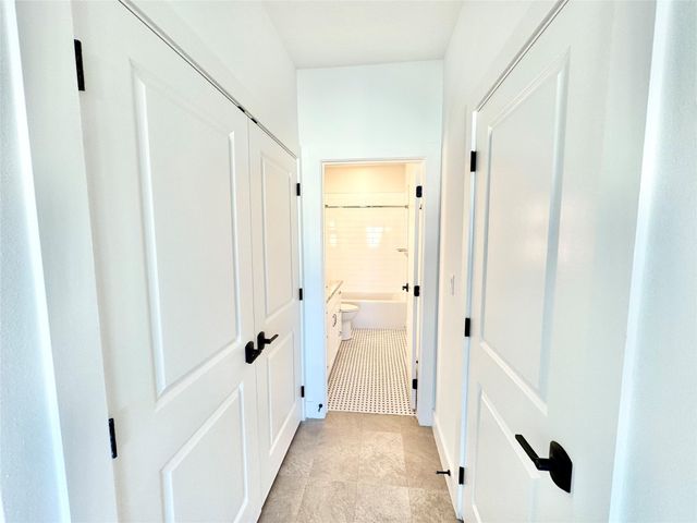 2102 Mechanic Street 304, Galveston, TX 77550