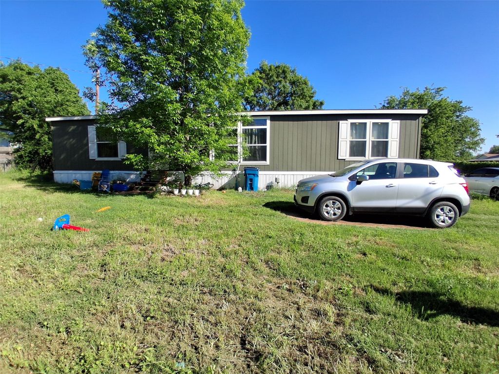 517 Killough Road, Granbury, TX 76049
