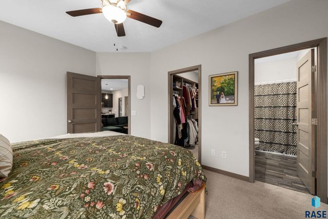 2229 S Creekview Ave Avenue, Sioux Falls, SD 57106