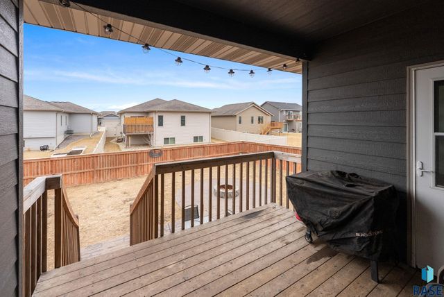 2229 S Creekview Ave Avenue, Sioux Falls, SD 57106