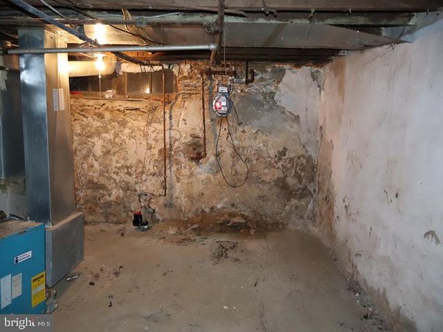 122 E MEEHAN AVE, Philadelphia, PA 19119