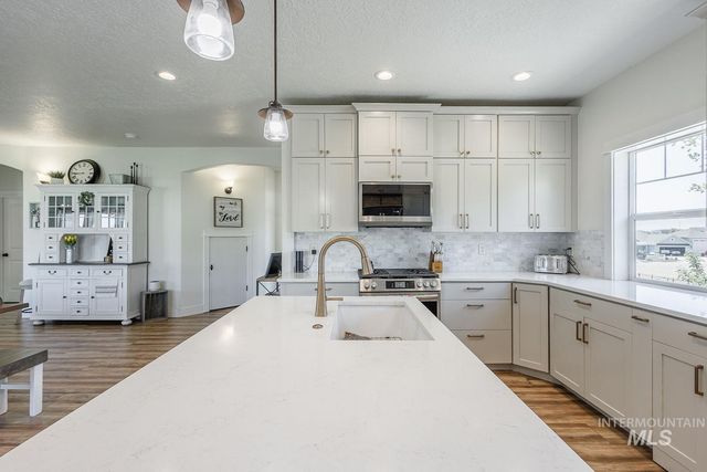 14966 Marvel Place, Caldwell, ID 83607