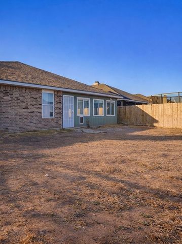 802 E 95th St, Odessa, TX 79765