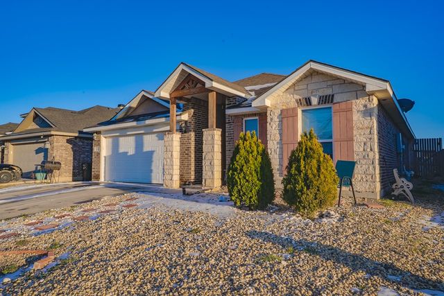 802 E 95th St, Odessa, TX 79765