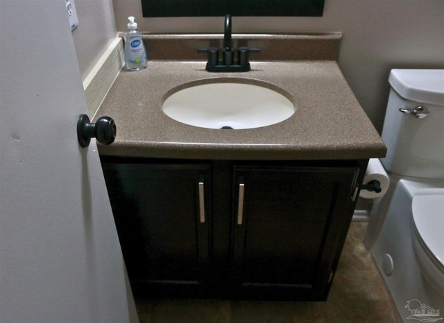 424 Shadow Way Ln, Pensacola, FL 32506