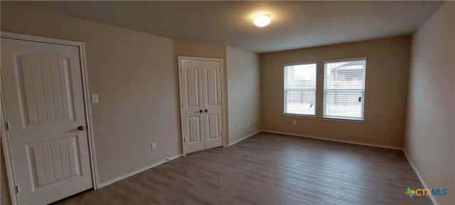 1556 Birmingham Drive, Seguin, TX 78155