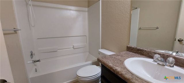 1556 Birmingham Drive, Seguin, TX 78155