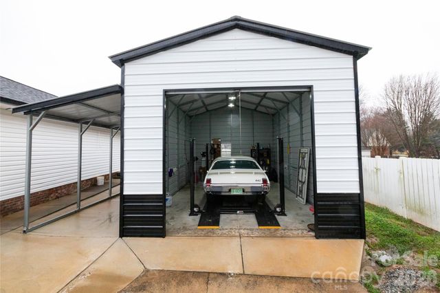 2924 Montford Avenue NW 76, Concord, NC 28027