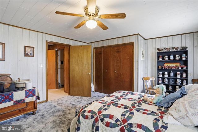 1666 E BUCHANAN TRAIL EAST, Shady Grove, PA 17256