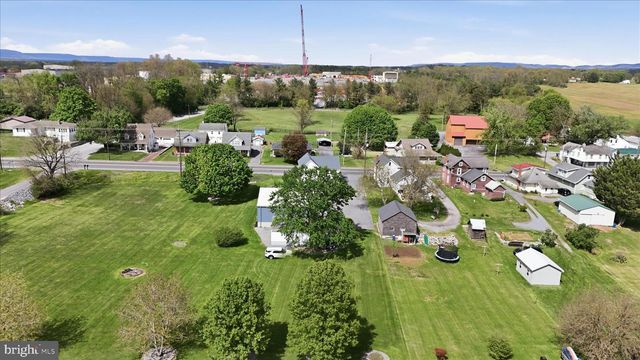 1666 E BUCHANAN TRAIL EAST, Shady Grove, PA 17256