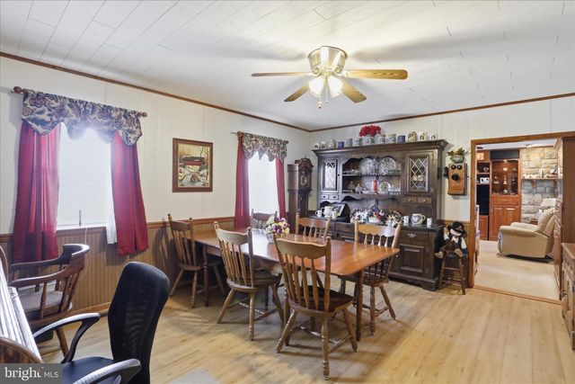 1666 E BUCHANAN TRAIL EAST, Shady Grove, PA 17256