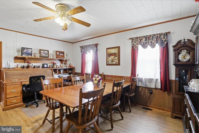 1666 E BUCHANAN TRAIL EAST, Shady Grove, PA 17256