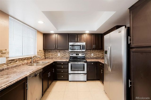 4040 S Rifle Way, Aurora, CO 80013