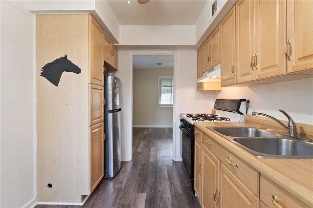 38 Pasadena Drive, Gates, NY 14606