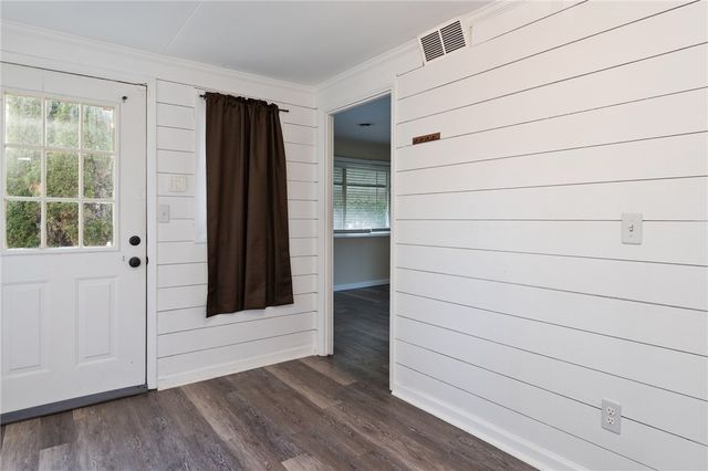 38 Pasadena Drive, Gates, NY 14606