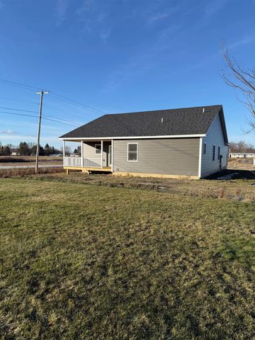 16 Dozer Drive, St. Albans Town, VT 05478