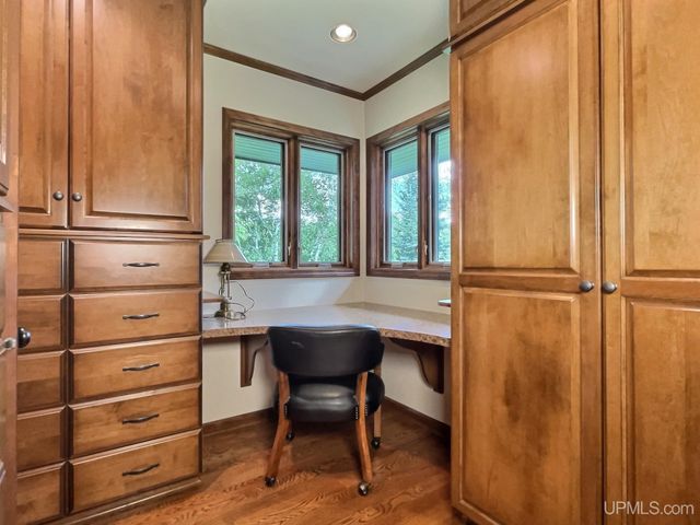 515 Kalla Walla Trail, Crystal Falls, MI 49920