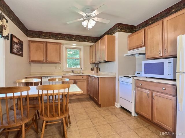 515 Kalla Walla Trail, Crystal Falls, MI 49920