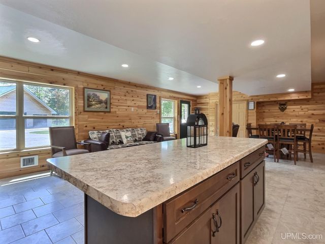 515 Kalla Walla Trail, Crystal Falls, MI 49920