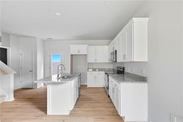 2119 Bowen Boulevard, Winston-salem, NC 27105