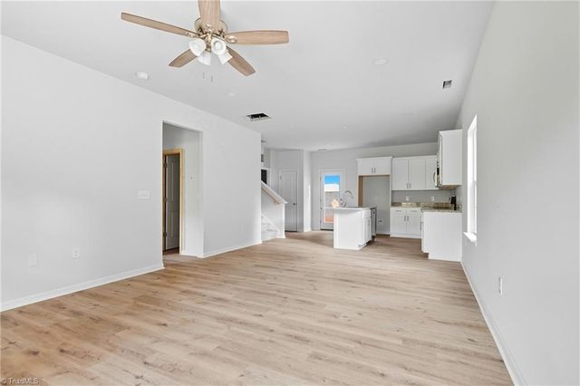 2119 Bowen Boulevard, Winston-salem, NC 27105