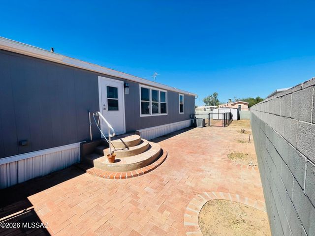 13468 W Warfield Circle, Marana, AZ 85658
