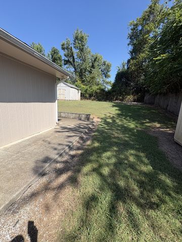1872 Saundersville Ferry Rd, Mount Juliet, TN 37122