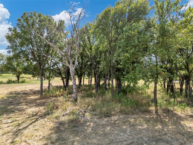 2061 Lindale Lane, Granbury, TX 76049