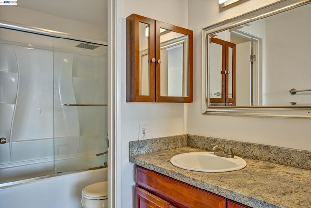545 Pierce St 3204, Albany, CA 94706