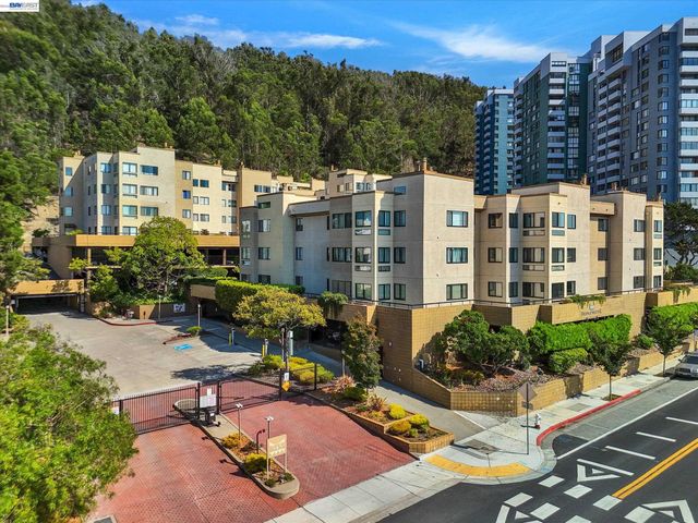 545 Pierce St 3204, Albany, CA 94706