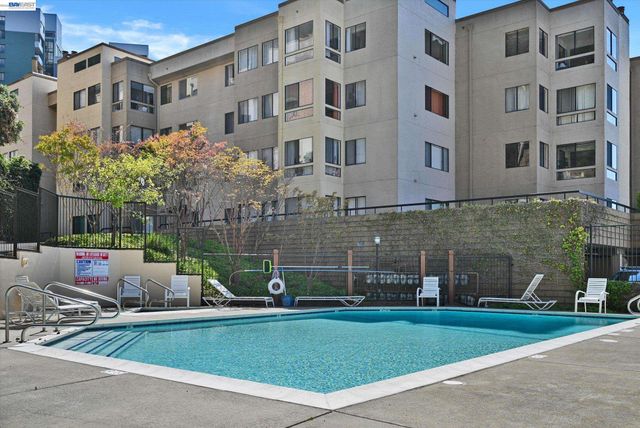 545 Pierce St 3204, Albany, CA 94706