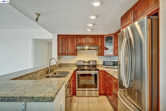 545 Pierce St 3204, Albany, CA 94706