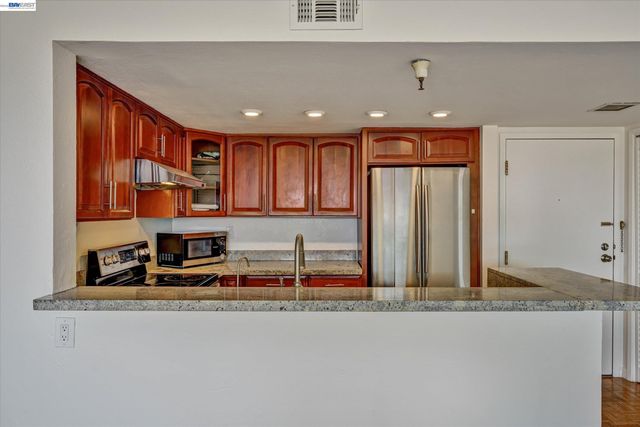 545 Pierce St 3204, Albany, CA 94706