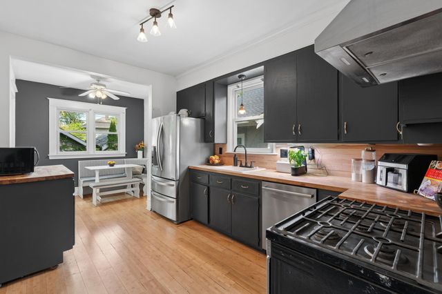 3828 S 11th Avenue S, Minneapolis, MN 55407