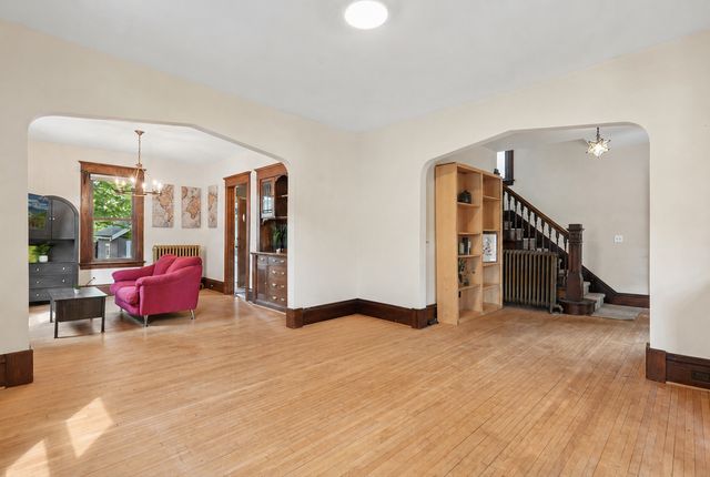 3828 S 11th Avenue S, Minneapolis, MN 55407